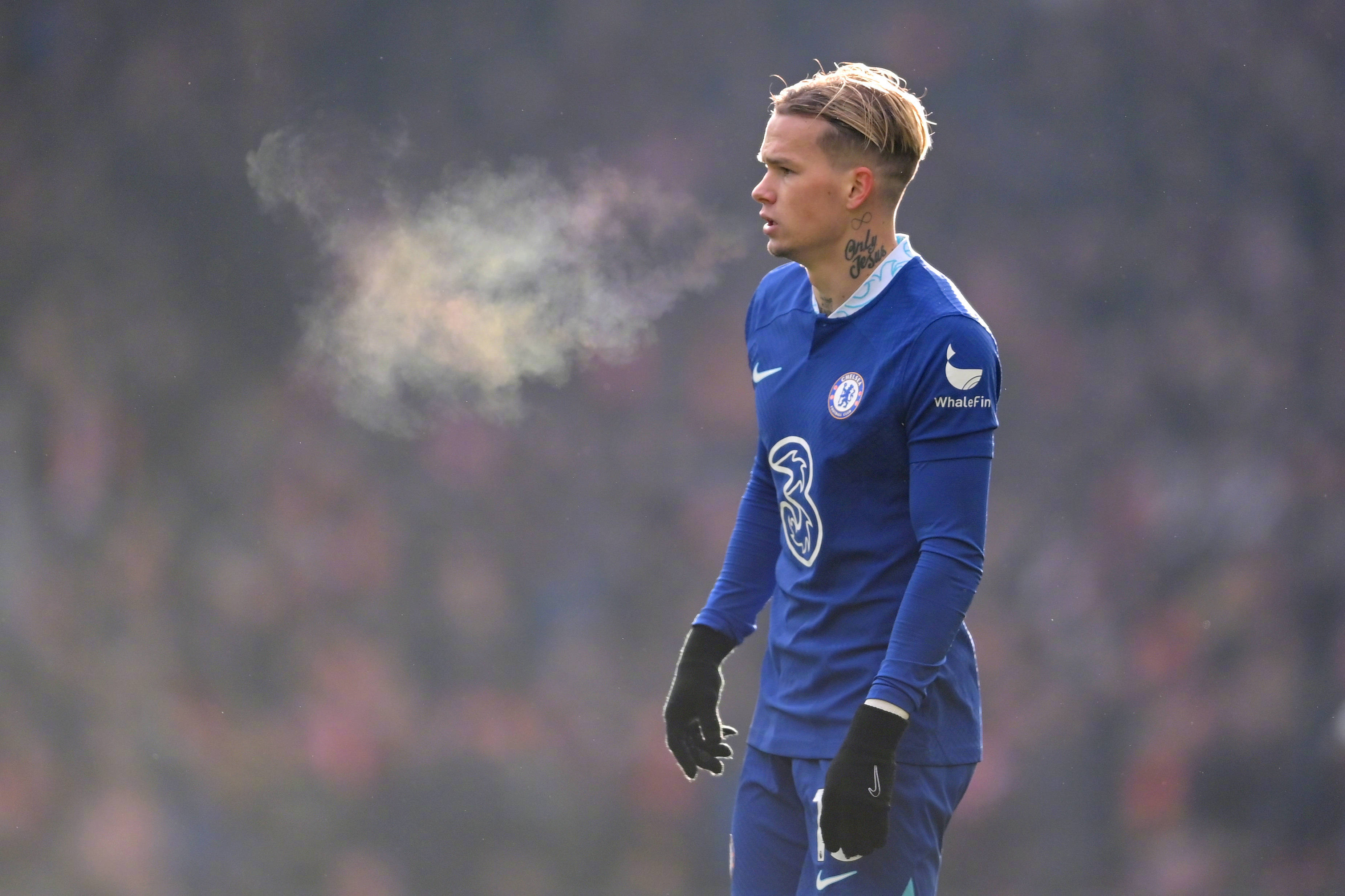 九游会官网入口 - 阿扎伦卡迎来十赛季高光表现，切尔西球迷沸腾！